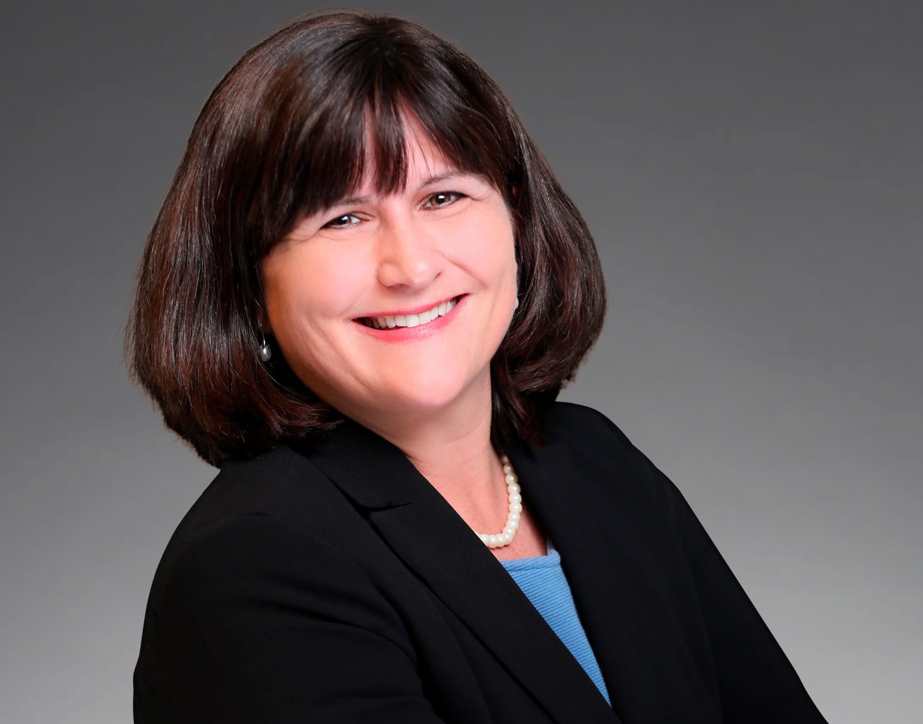 Amy Carnevale Headshot